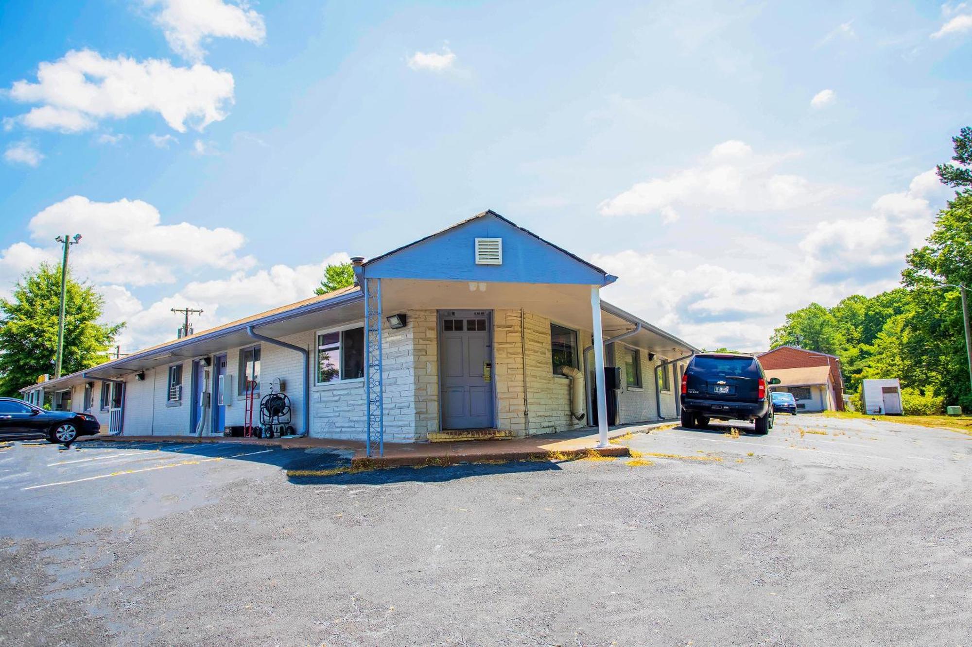 Oyo Inn Kernersville Buitenkant foto