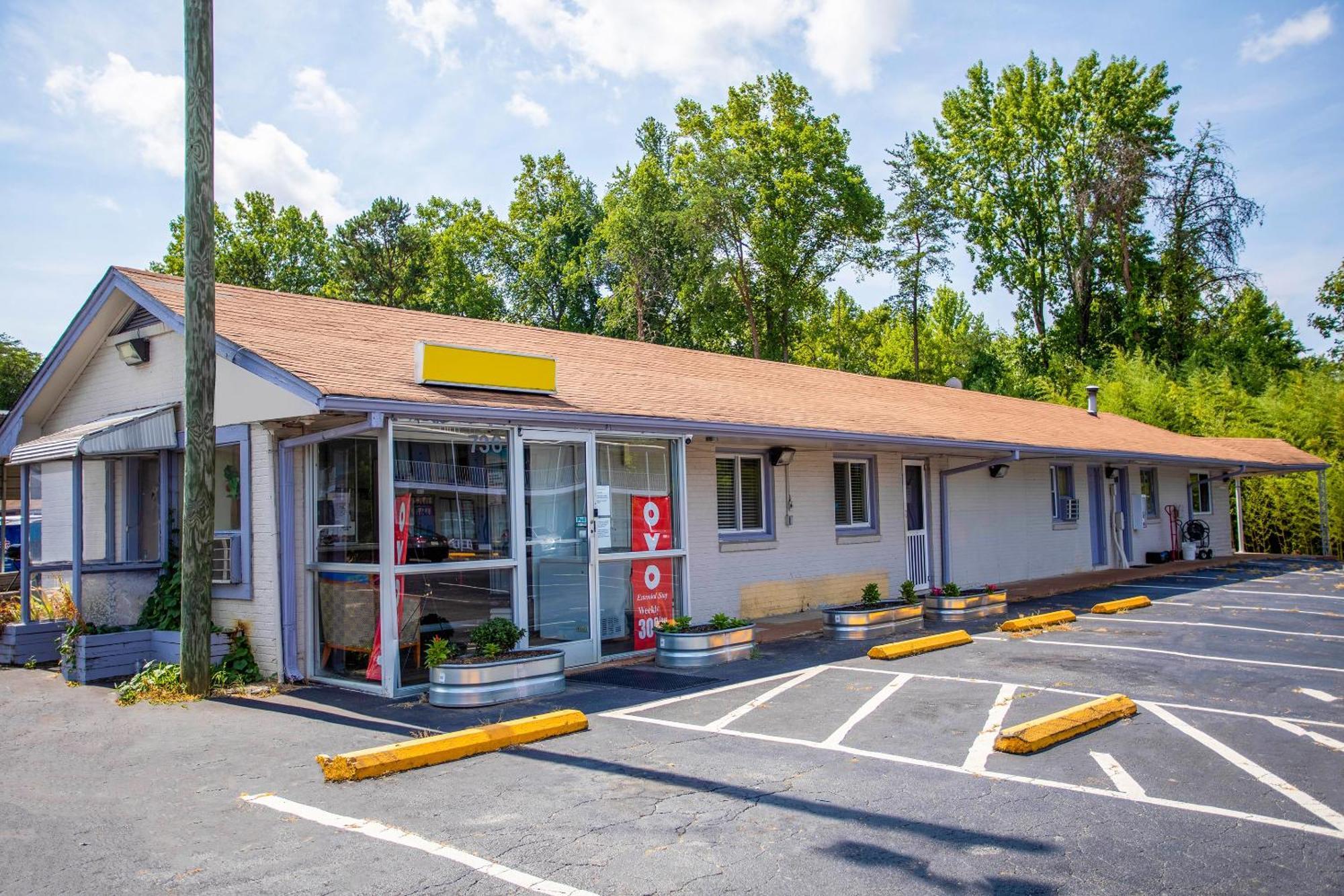 Oyo Inn Kernersville Buitenkant foto